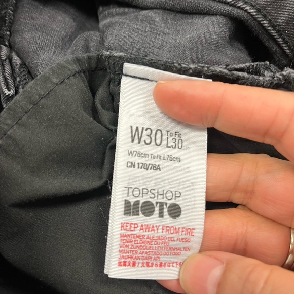 Topshop Moto Black Denim Jamie Jeans with Tassle Hem Sz. 30 - Picture 12 of 12